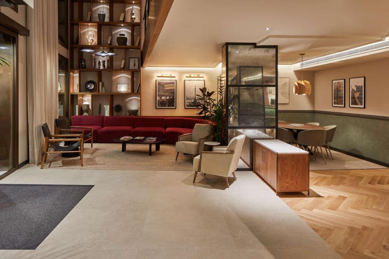 Via Sants Hotel Barcelona, Tapestry Collection By Hilton Dış mekan fotoğraf