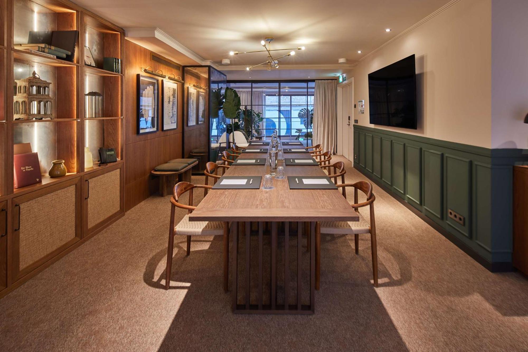 Via Sants Hotel Barcelona, Tapestry Collection By Hilton Dış mekan fotoğraf